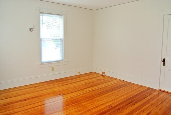 118 Beacon Street Clinton, MA 01510 - Photo 14 of 28 Gallery Image 14