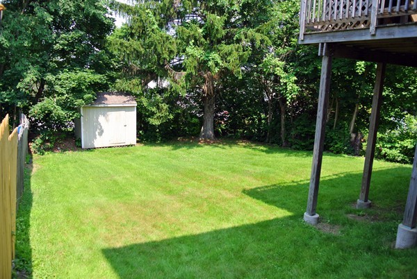 118 Beacon Street Clinton, MA 01510 - Photo 3 of 28 Gallery Image 3