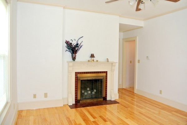 118 Beacon Street Clinton, MA 01510 - Photo 7 of 28 Gallery Image 7