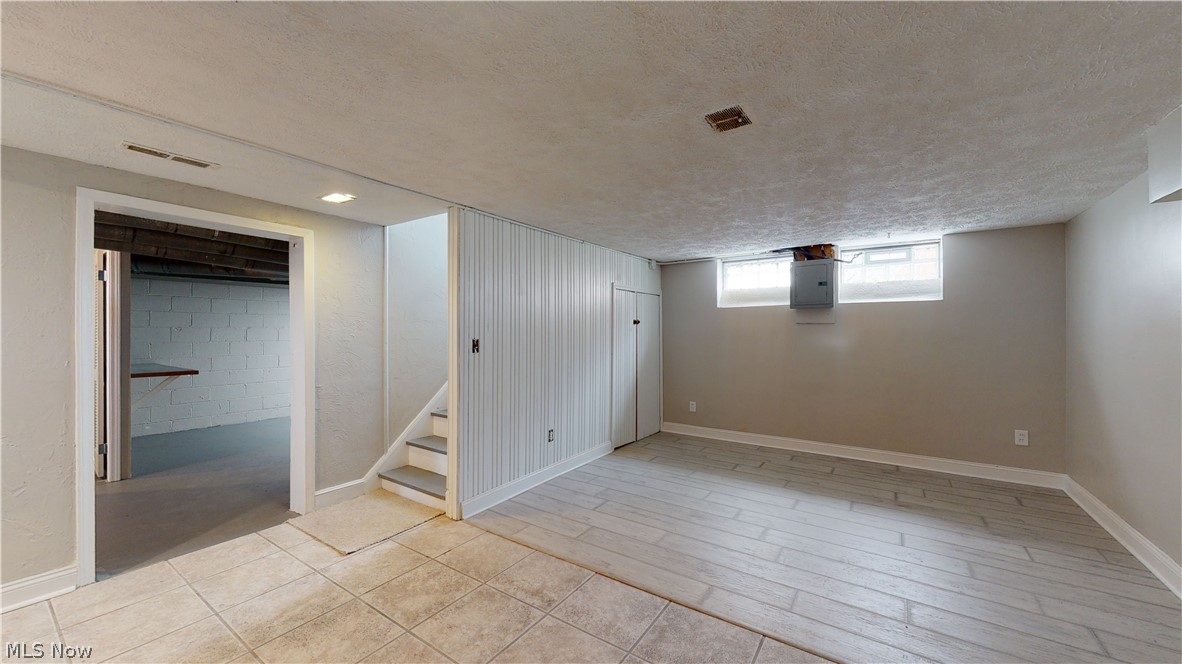 11614 Chester Road Garfield Heights, OH 44125 - Photo 23 of 28 Gallery Image 23