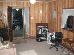 42001 Willow Road New Boston, MI 48164 - Photo 14 of 15 MudRm_PA020077