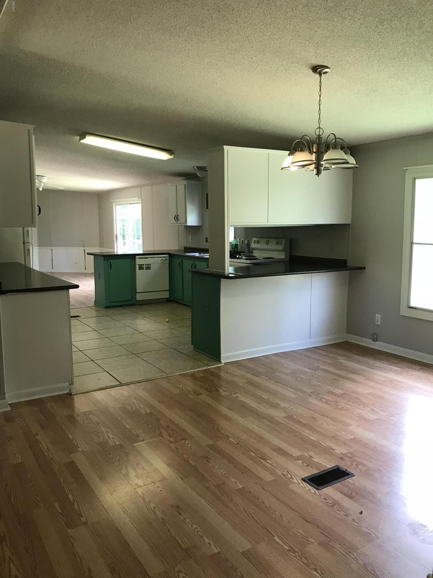 345 George Wise Road Carriere, MS 39426 - Photo 10 of 16 IMG_4109