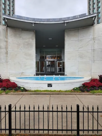 $139,900 | 3600 North Lake Shore Drive, Unit 622, Chicago, IL 60613