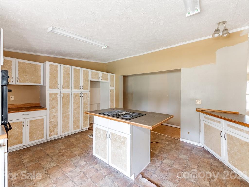 2317 Hicklin Bridge Road Edgemoor, SC 29712 - Photo 12 of 28 Gallery Image 12