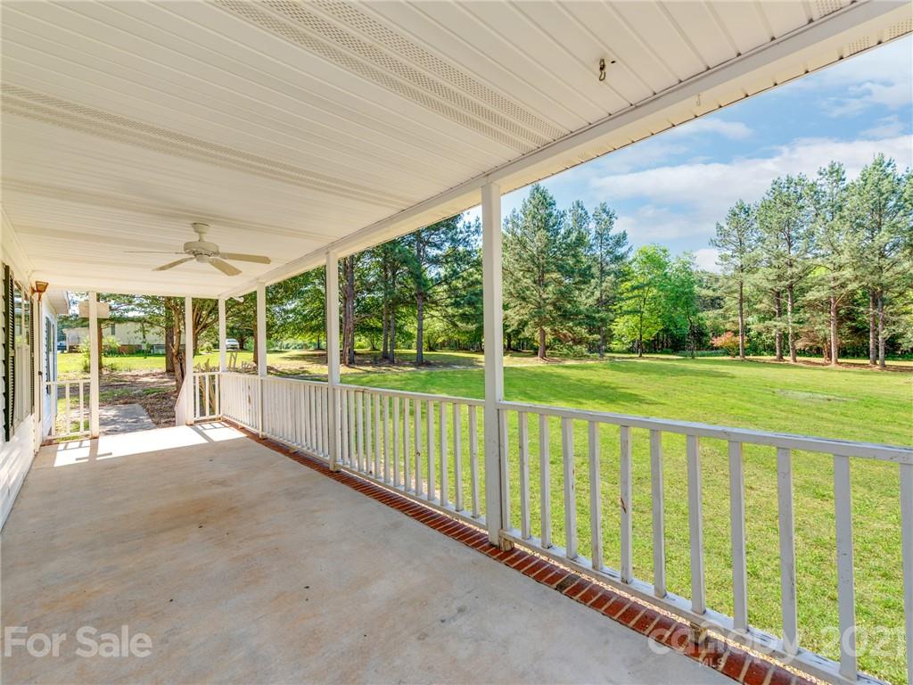 2317 Hicklin Bridge Road Edgemoor, SC 29712 - Photo 4 of 28 Gallery Image 4