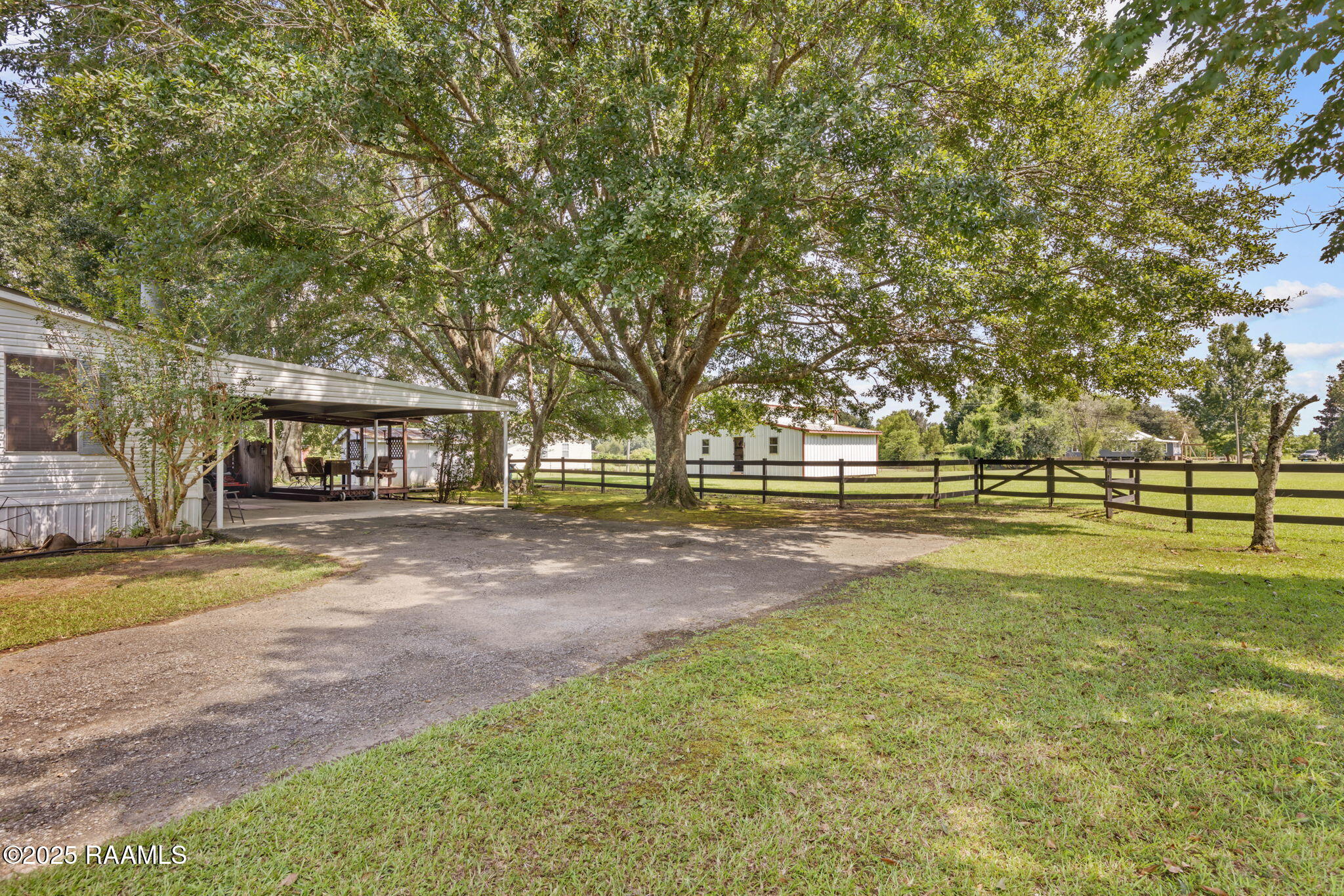 1039 Vieux Jacquet Road Broussard, LA 70518 - Photo 35 of 39