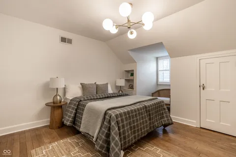 $600,000 | 6021 North Meridian Street, Indianapolis, IN 46208