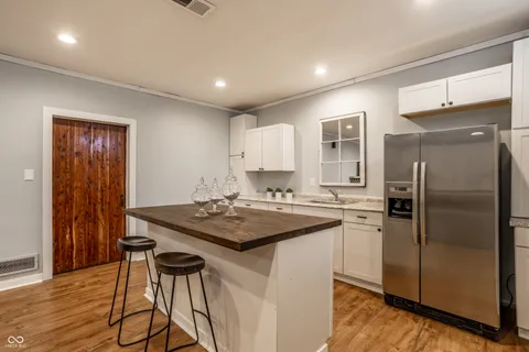 $600,000 | 6021 North Meridian Street, Indianapolis, IN 46208