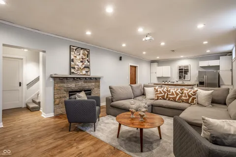 $600,000 | 6021 North Meridian Street, Indianapolis, IN 46208