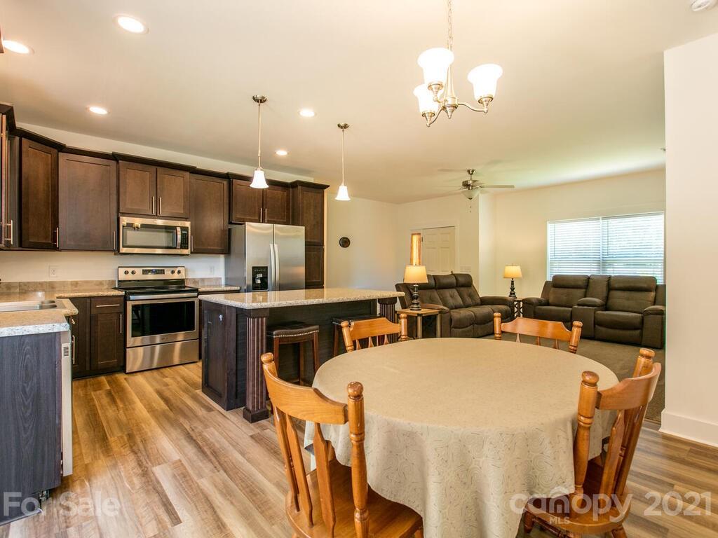 129 Craven Road Waynesville, NC 28786 - Photo 15 of 34 Gallery Image 15