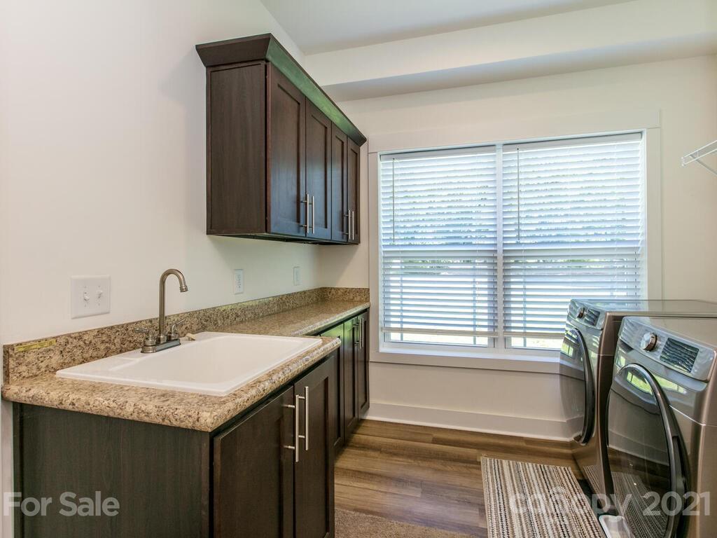 129 Craven Road Waynesville, NC 28786 - Photo 28 of 34 Gallery Image 28