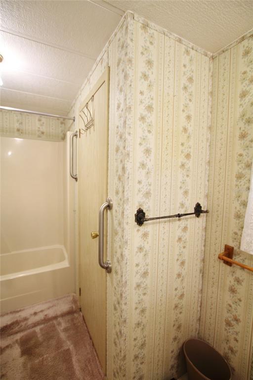 1236 Chobee Loop Okeechobee, FL 34974 - Photo 25 of 39 Primary Bathroom