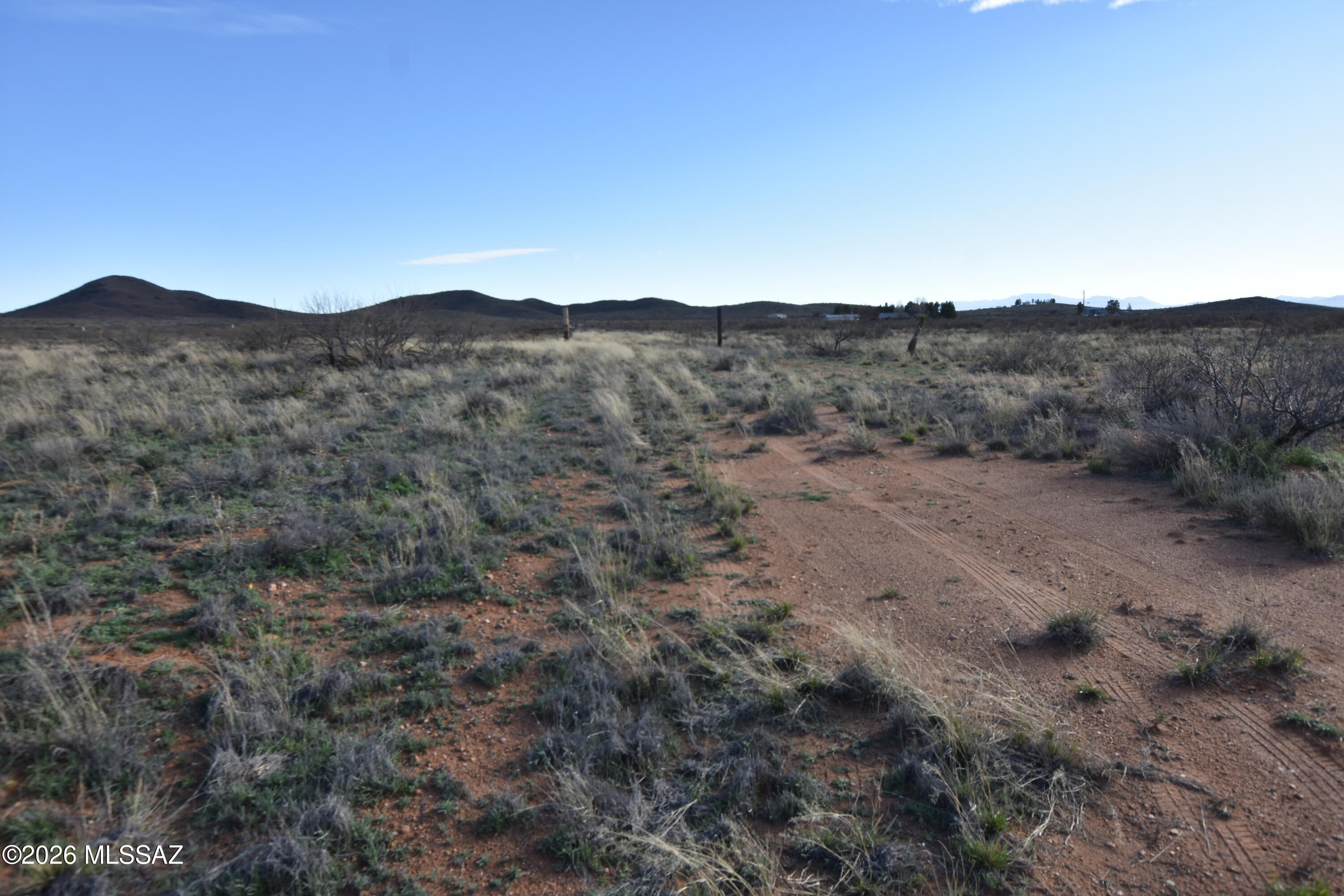 East Howling Wolf Road Willcox, AZ 85643 - Photo 2 of 49
