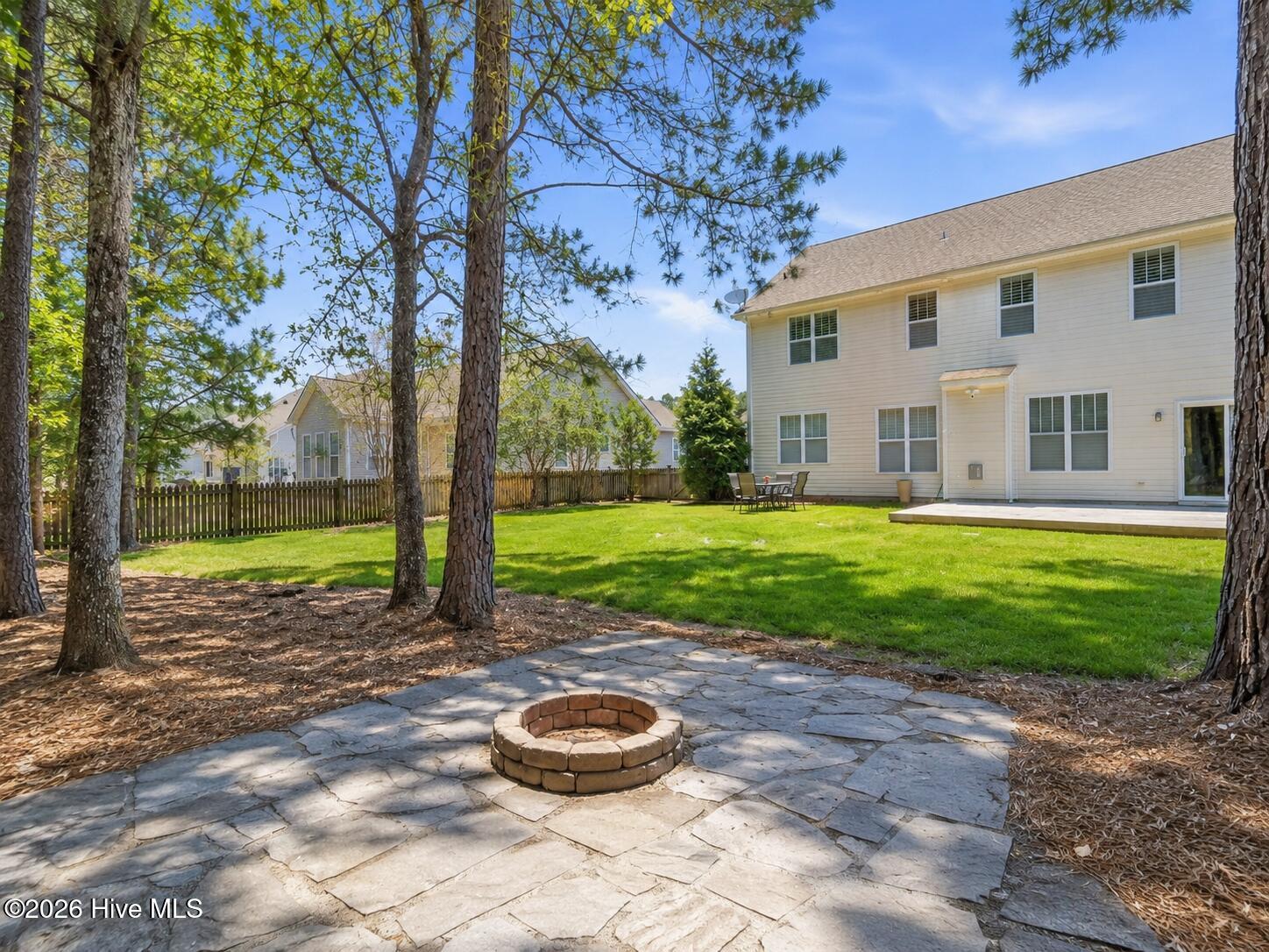 476 Landsdowne Circle Hampstead, NC 28443 - Photo 5 of 56 ChatGPT Image May 18, 2026, 11_19_39 AM
