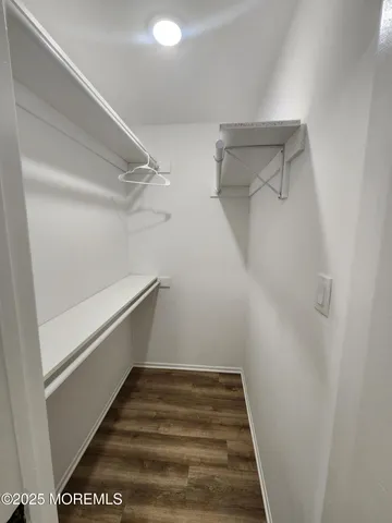 $2,300 | 129 Amberly Drive, Unit H, Manalapan, NJ 07726