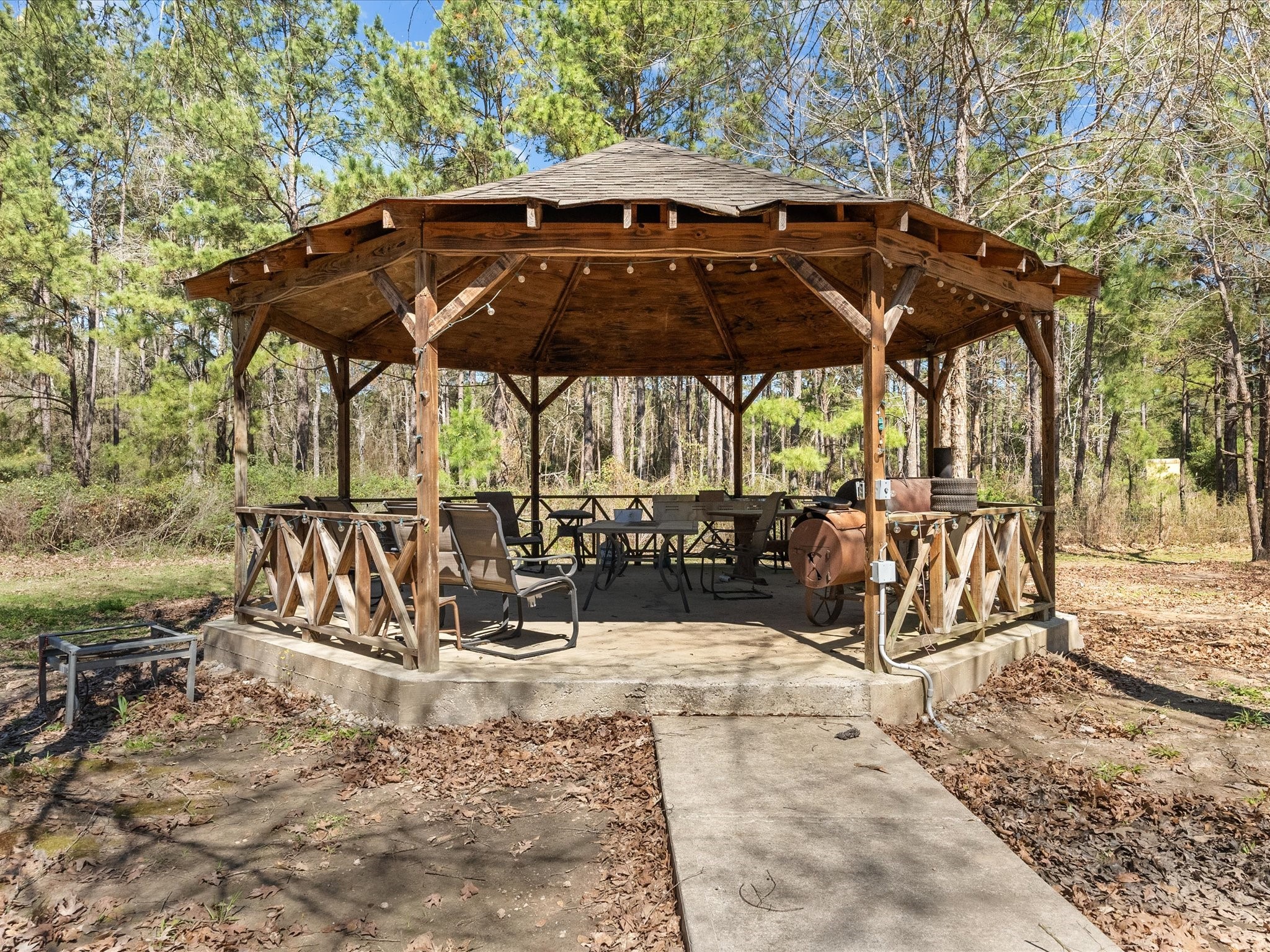 1151 County Line Road Shepherd, TX 77371 - Photo 26 of 40 an outdoor space with seating