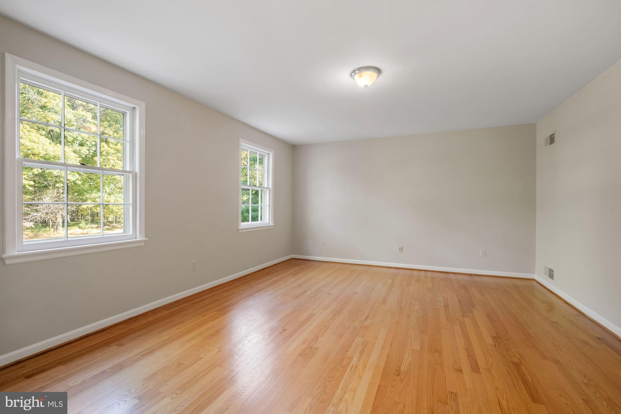 14829 Spring Meadows Drive Darnestown, MD 20874 - Photo 32 of 52 Generous bedroom #4