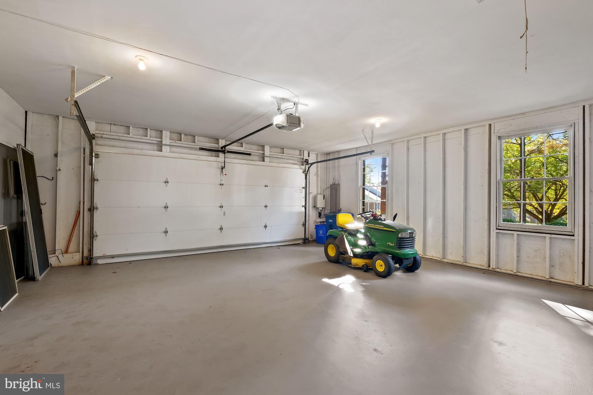 14829 Spring Meadows Drive Darnestown, MD 20874 - Photo 35 of 52 2 car side load garage