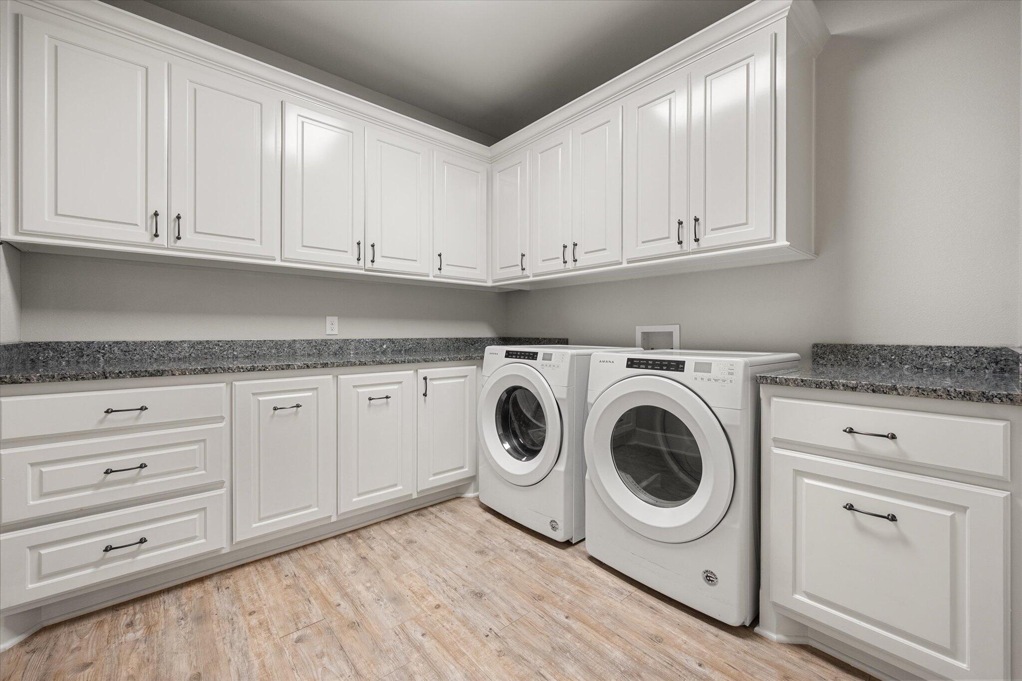 1210 North 14th Place Wolfforth, TX 79382 - Photo 28 of 51 29-1210 N 14th Pl_8829