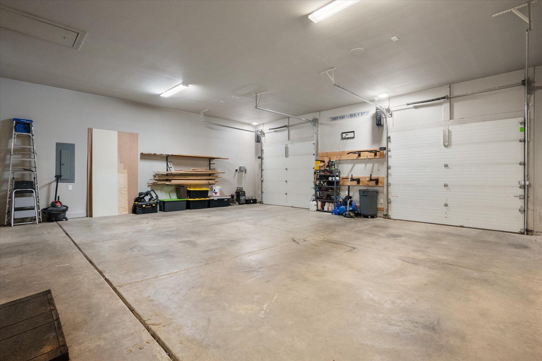 1210 North 14th Place Wolfforth, TX 79382 - Photo 31 of 51 33-1210 N 14th Pl_8864