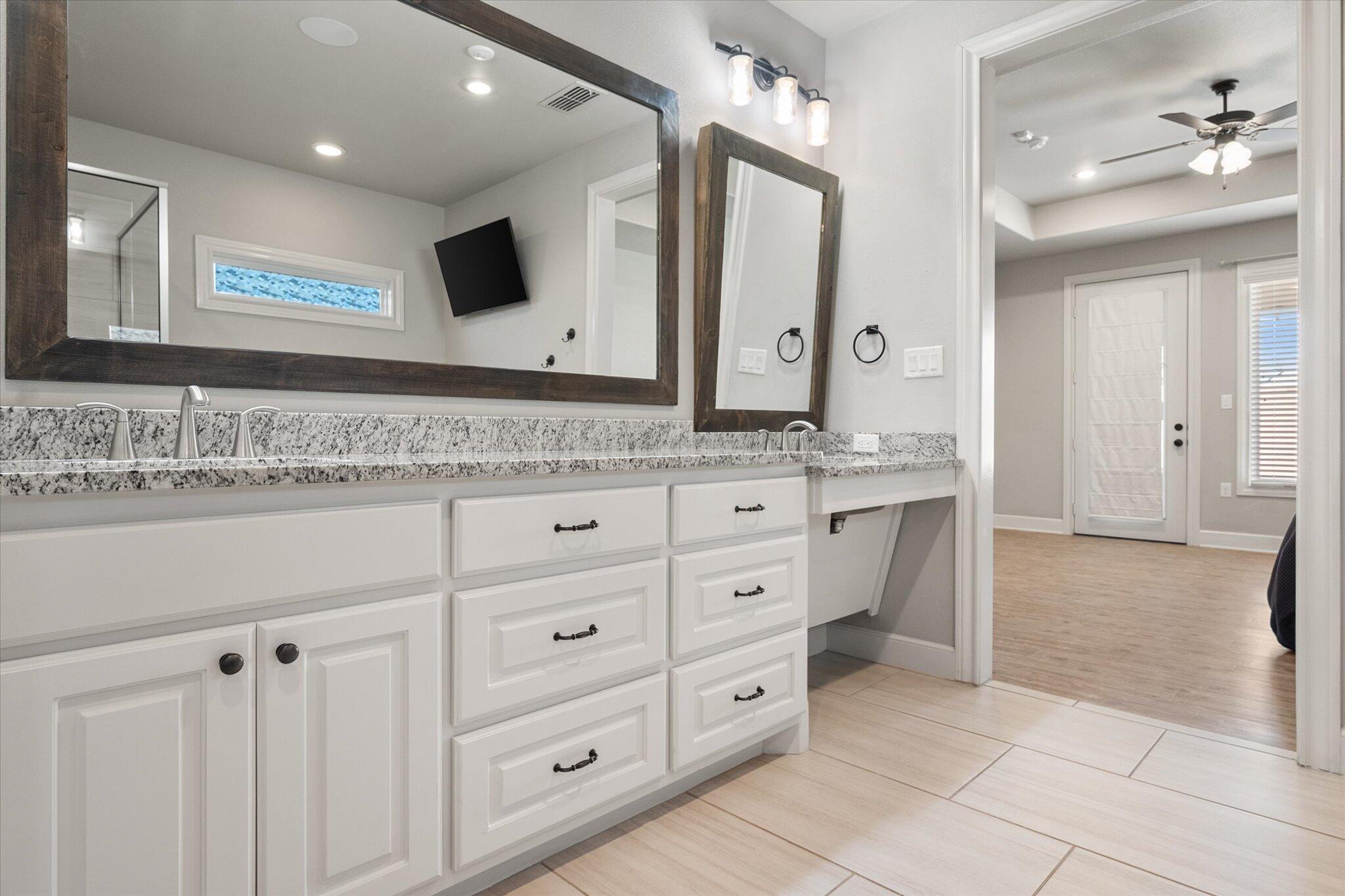 1210 North 14th Place Wolfforth, TX 79382 - Photo 37 of 51 39-1210 N 14th Pl_8894