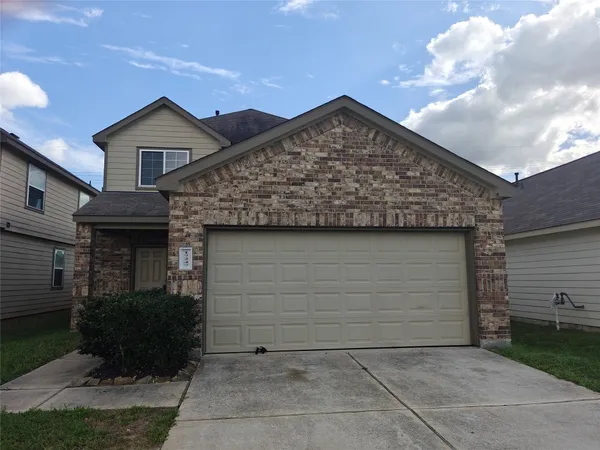 $2,300 | 17247 Quiet Song Court, Richmond, TX 77407