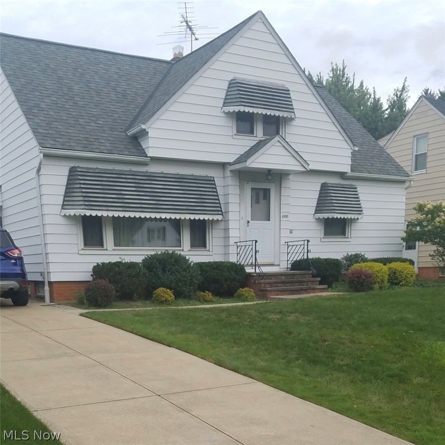 4993 South Barton Road Cleveland, OH 44124 - Photo 1 of 11