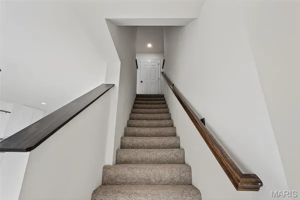$315,000 | 112 Deer Grv Court, St. Peters, MO 63376