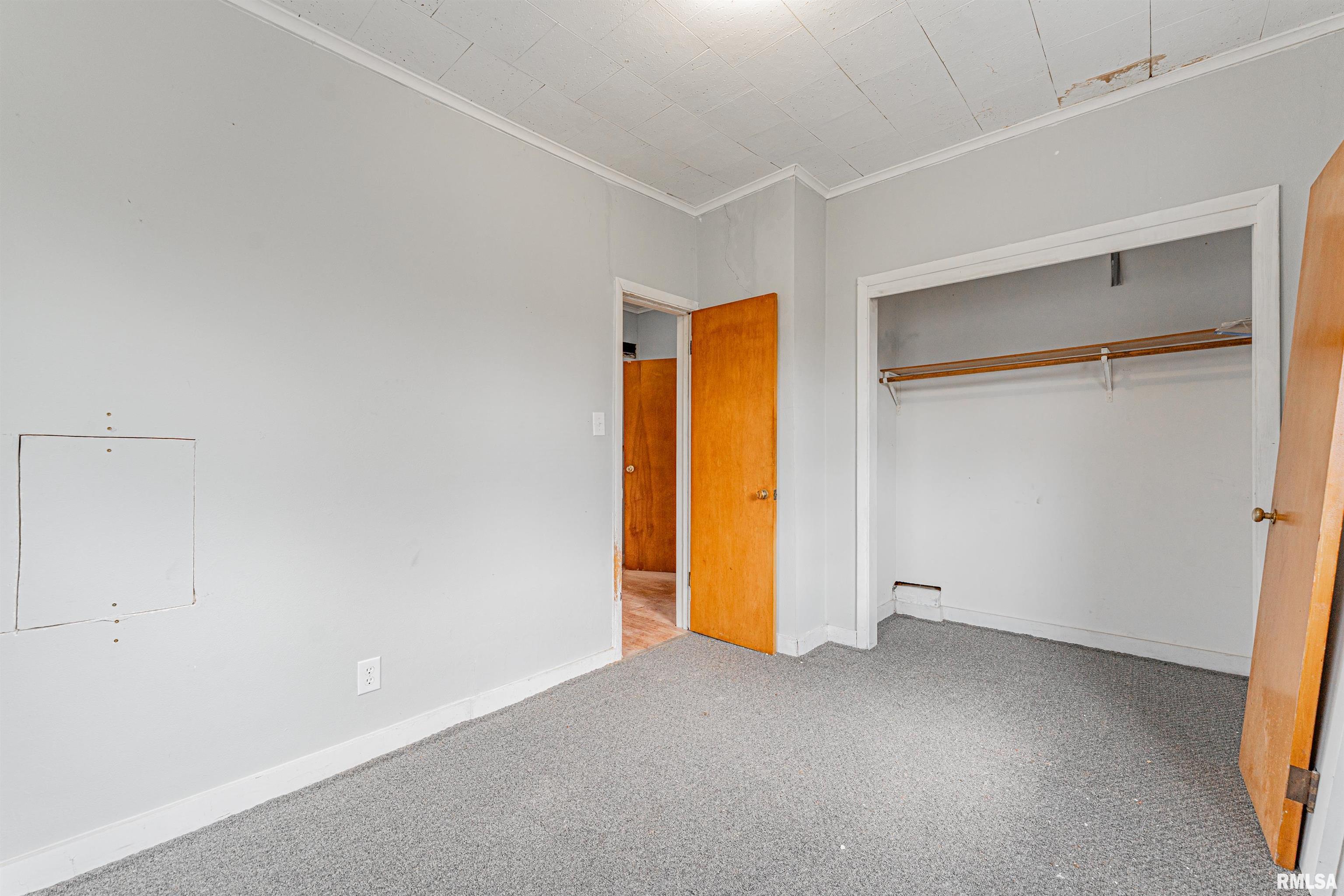 405 5th Street Lincoln, IL 62656 - Photo 14 of 19