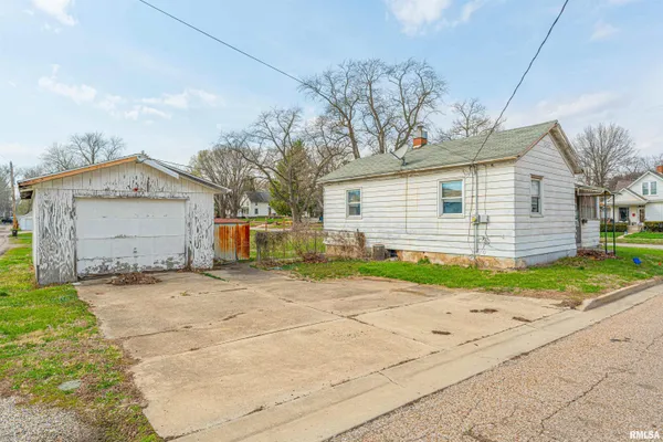 $50,000 | 405 5th Street, Lincoln, IL 62656