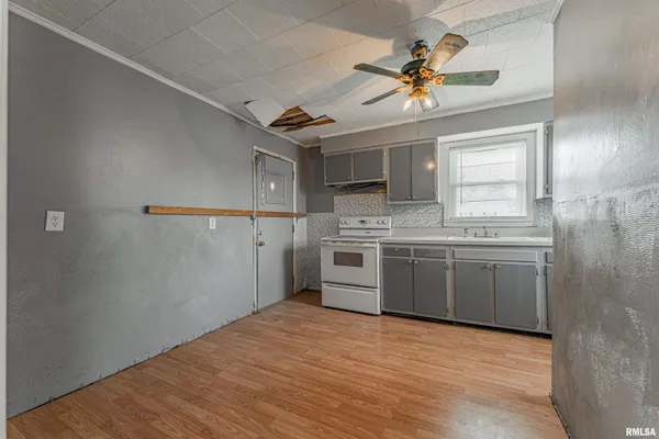 $50,000 | 405 5th Street, Lincoln, IL 62656