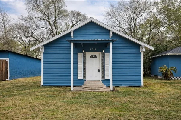 $80,000 | 309 E Pine, Daisetta, TX 77533