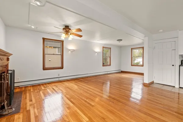 $3,300 | 10 Ernest Avenue, Quincy, MA 02169