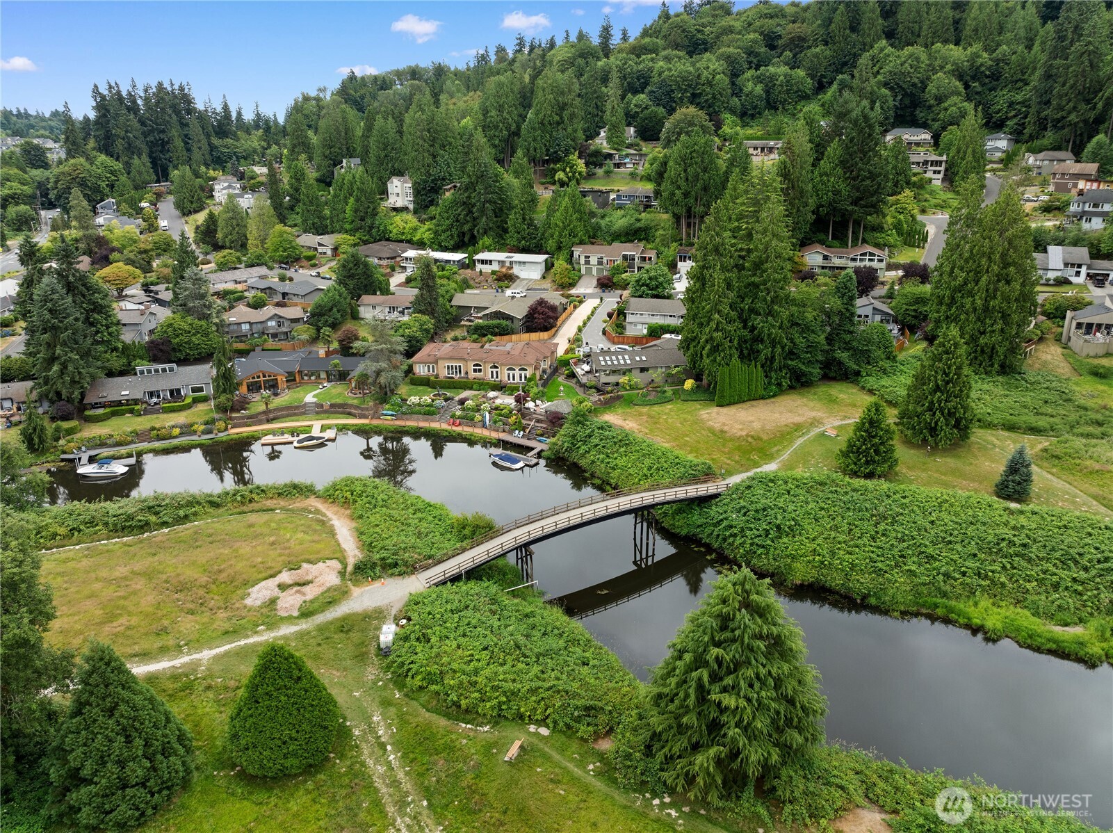 9320 Hoeder Lane Bothell, WA 98011 - Photo 37 of 40 Gallery Image 37