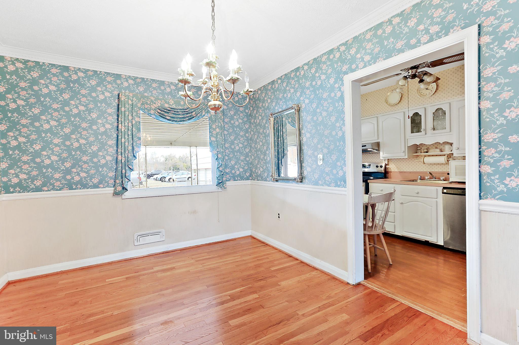2719 Kirkleigh Road Baltimore, MD 21222 - Photo 8 of 30