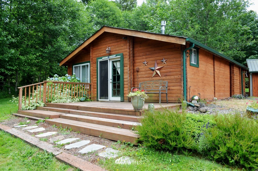 350-30 Gish Road Onalaska, WA 98570 - Photo 13 of 25 Gallery Image 13
