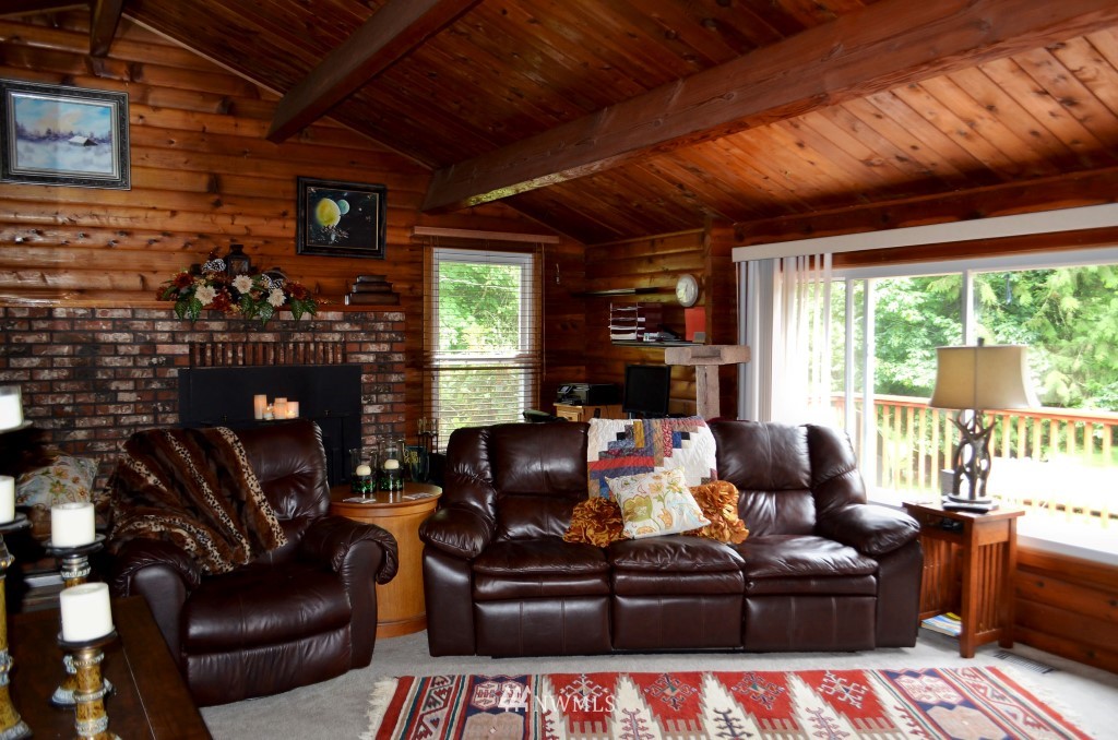 350-30 Gish Road Onalaska, WA 98570 - Photo 3 of 25 Gallery Image 3