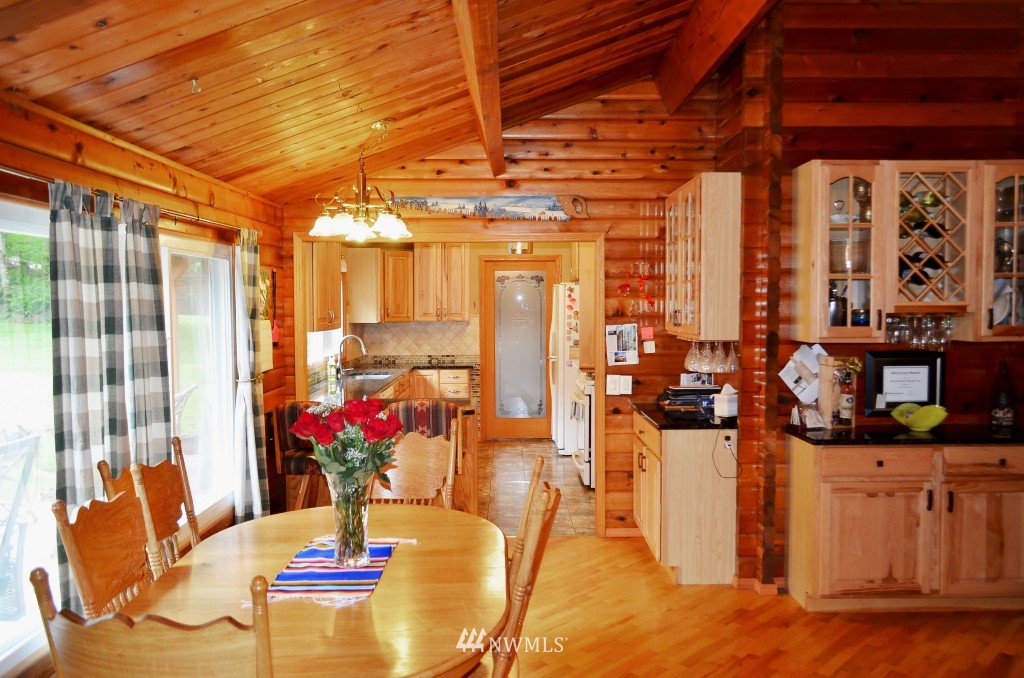 350-30 Gish Road Onalaska, WA 98570 - Photo 10 of 25 Gallery Image 10