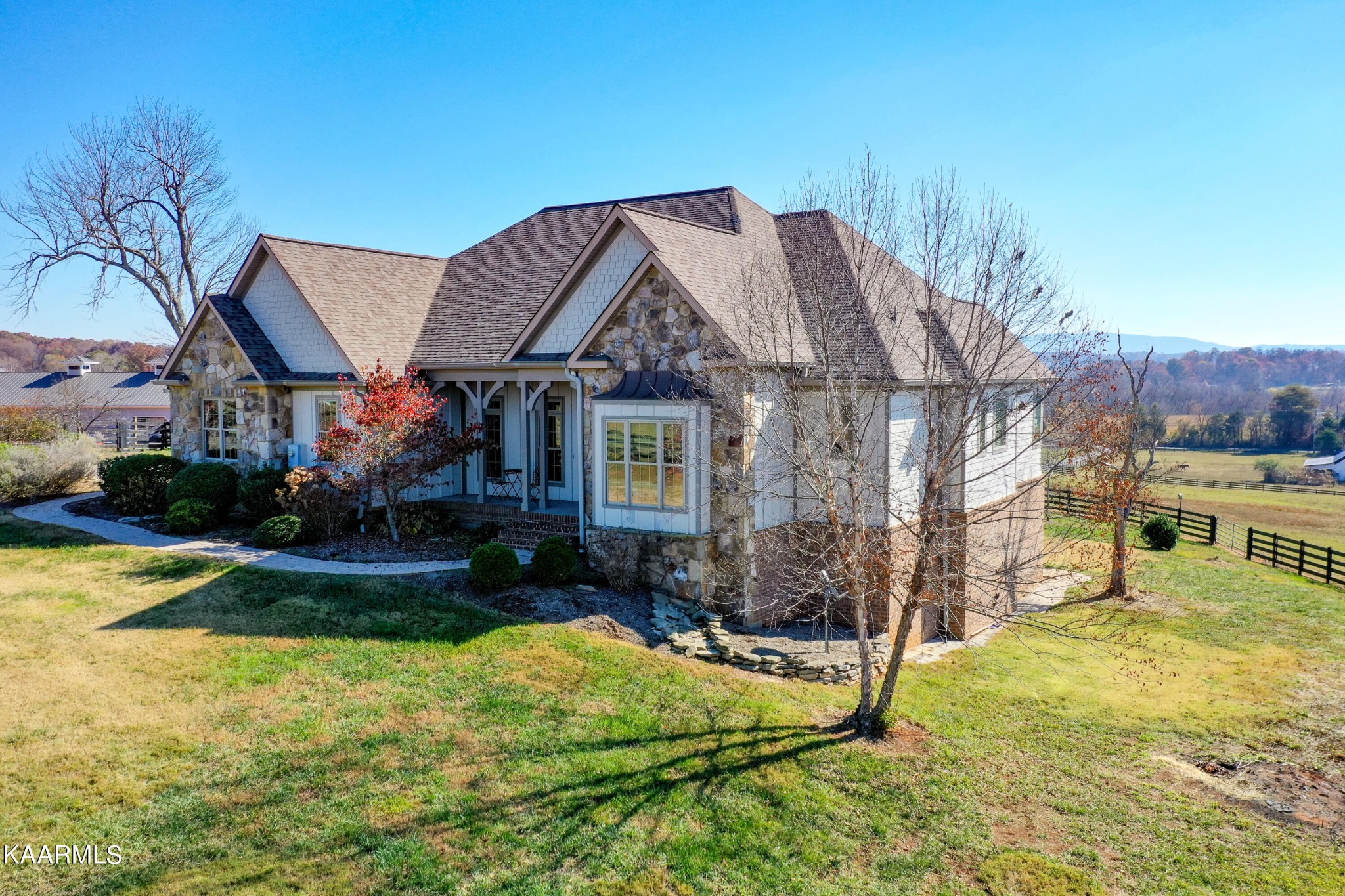 6069 Morganton Road Greenback, TN 37742 - Photo 2 of 60