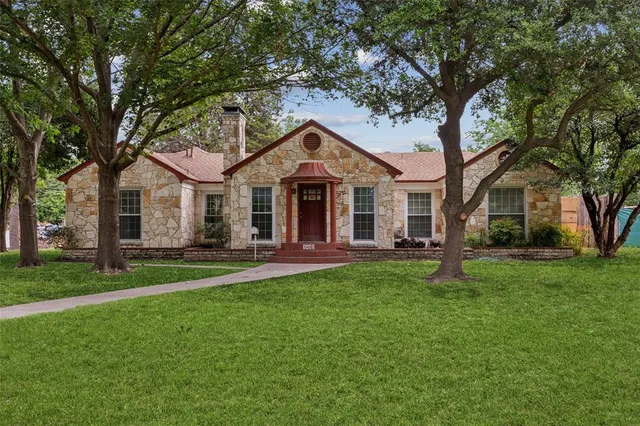 $725,000 | 1402 Corto Drive, Dallas, TX 75218