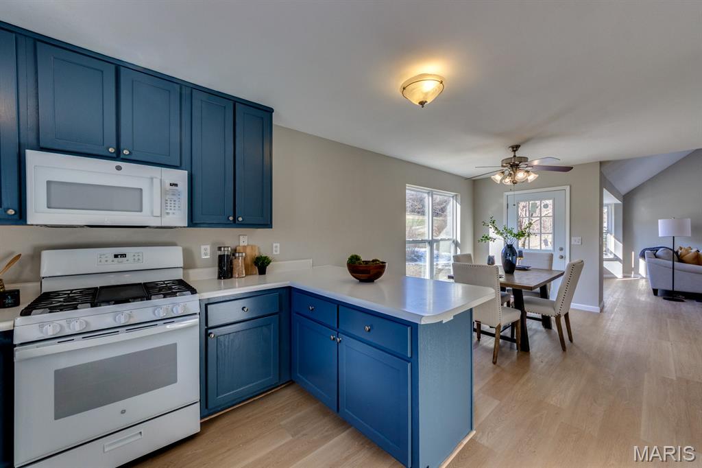 2301 Fairway High Ridge, MO 63049 - Photo 11 of 51