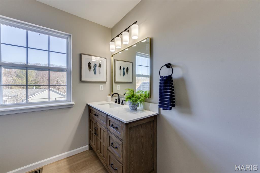 2301 Fairway High Ridge, MO 63049 - Photo 24 of 51