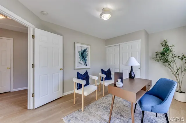 $330,000 | 2301 Fairway, High Ridge, MO 63049