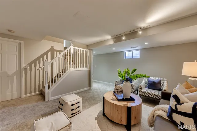 $330,000 | 2301 Fairway, High Ridge, MO 63049