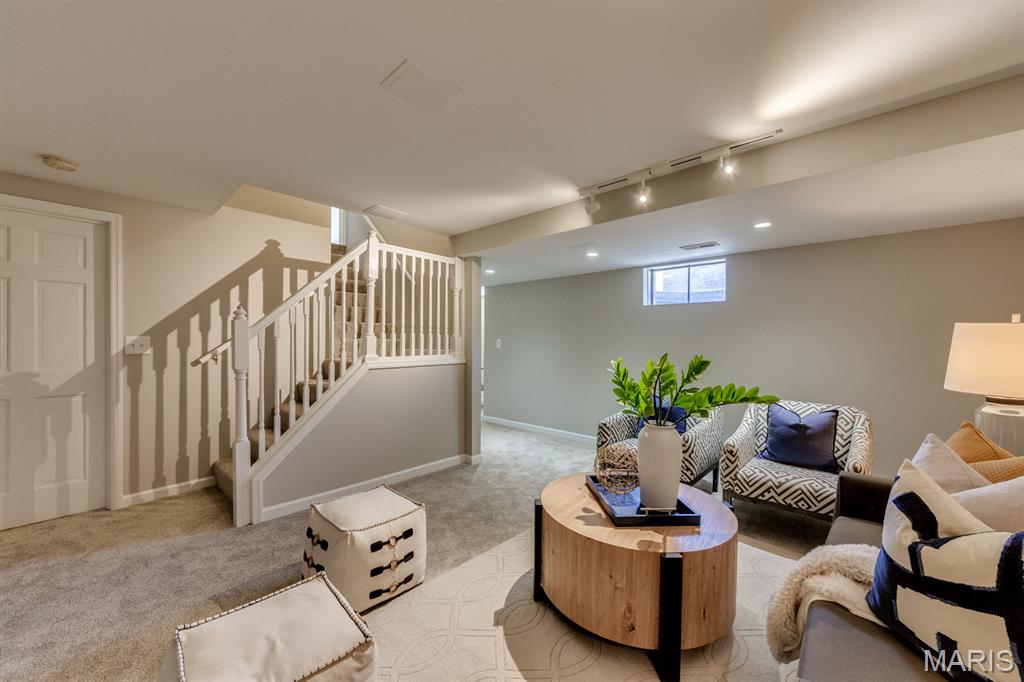 2301 Fairway High Ridge, MO 63049 - Photo 32 of 51