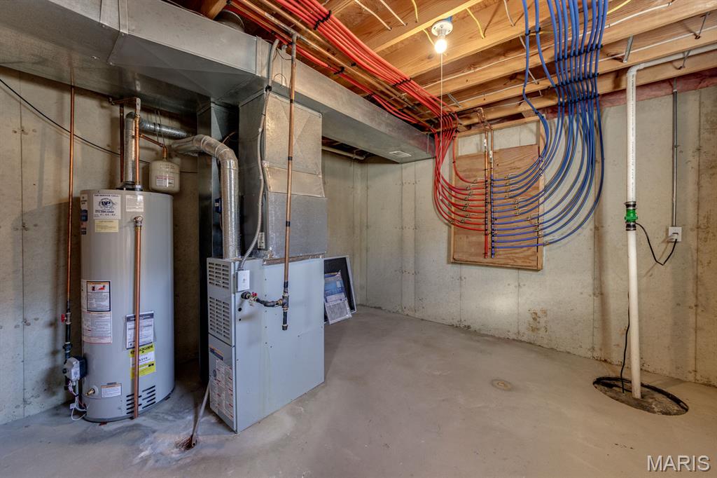 2301 Fairway High Ridge, MO 63049 - Photo 37 of 51