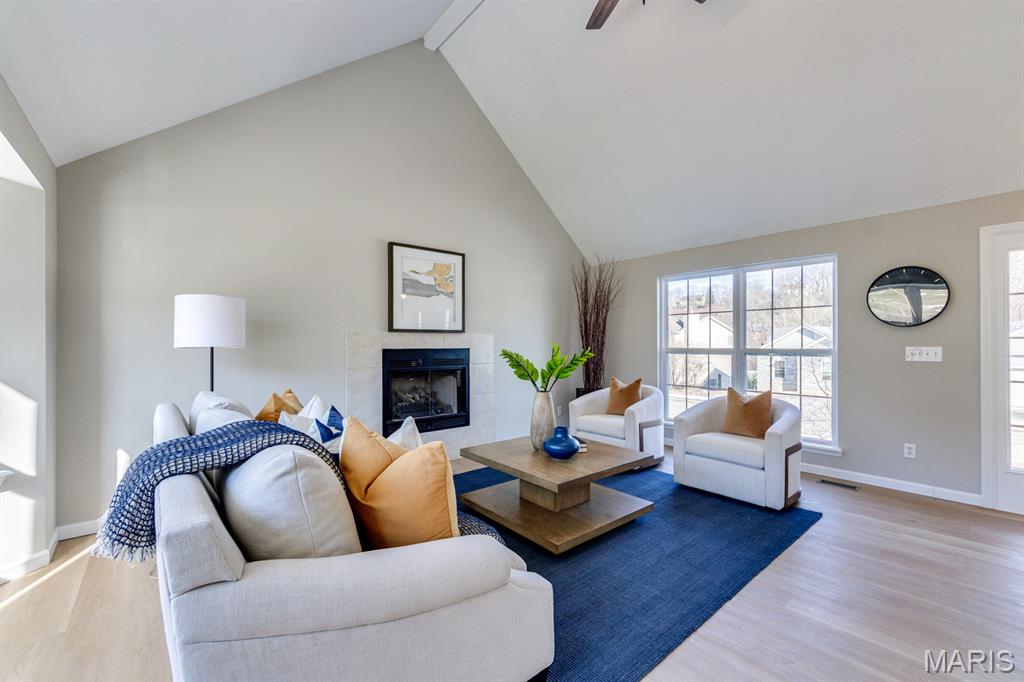 2301 Fairway High Ridge, MO 63049 - Photo 4 of 51