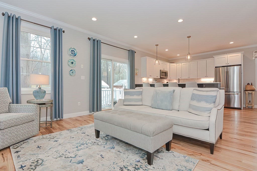 54 Oakhurst Road Hopkinton, MA 01748 - Photo 13 of 38 Gallery Image 13