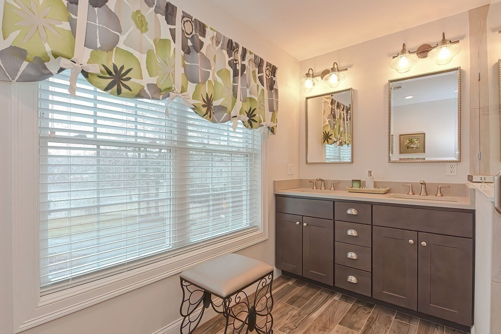 54 Oakhurst Road Hopkinton, MA 01748 - Photo 27 of 38 Gallery Image 27