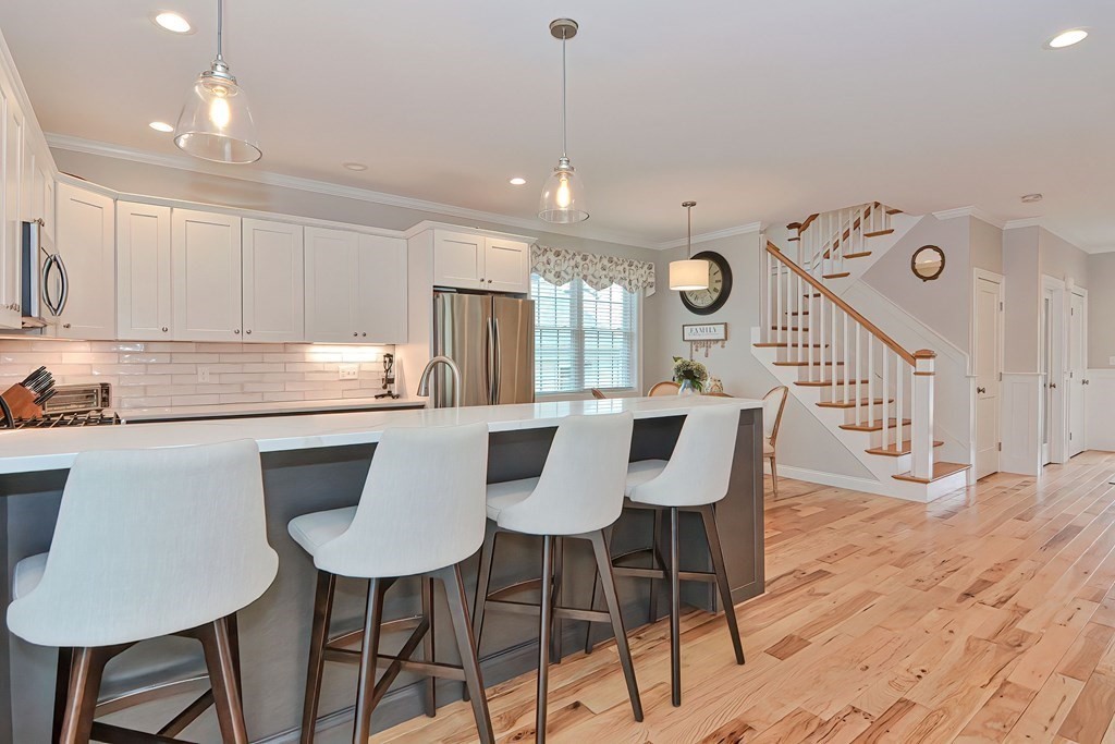 54 Oakhurst Road Hopkinton, MA 01748 - Photo 9 of 38 Gallery Image 9
